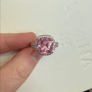 Bomb Party (name unknown) pink stone size 8